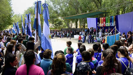 web-cuerpo-nqn-21-11-2016-el-gobernador-omar-gutierrez-en-el-aniversario-de-buta-ranquil_sip7666-1024x580