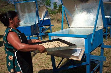 cocinas-solares-en-la-casita-solar-de-totogalpa