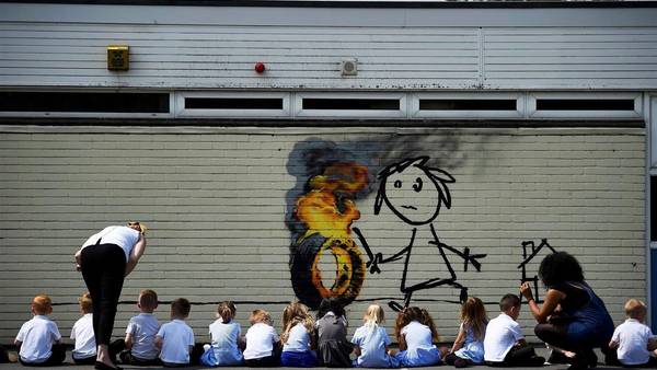 escuela-Bristol-observan-REUTERSDylan-Martinez_CLAIMA20160606_0152_28