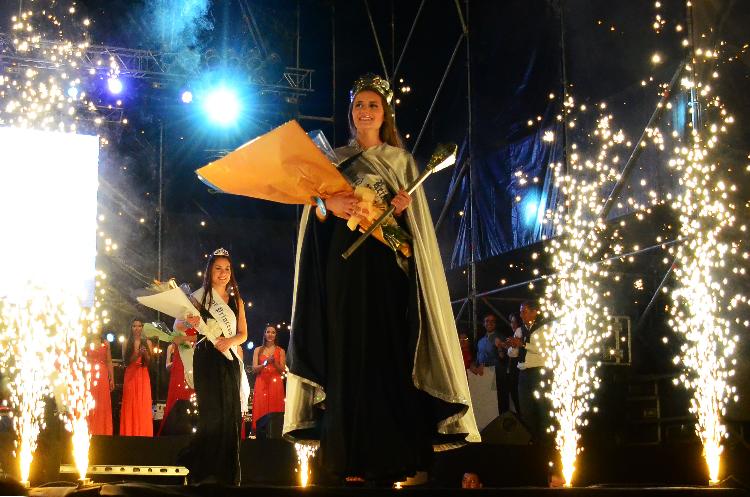 neuquen 19/09/2015 nqn Reina de Neuquen ceci maletti